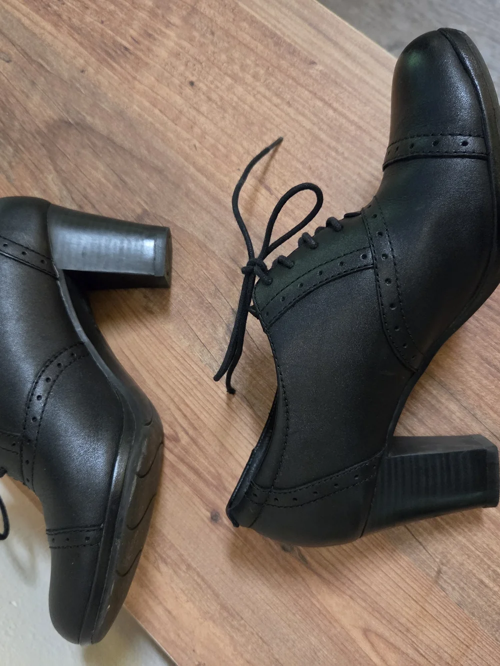 Clarks Black Lace-Up Block Heel Booties